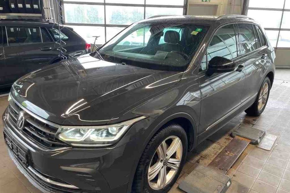 Продам Volkswagen Tiguan Life 2.0TDI LED NAV NE MALOVAN 2021 года в Львове