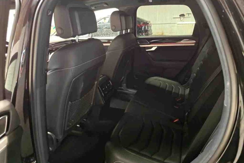 Продам Volkswagen Touareg 3.0TDI TEPLOV 210kW NE MALOVAN 2019 года в Львове