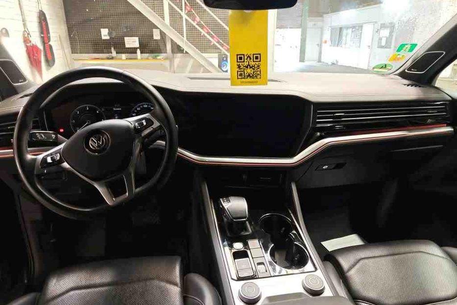 Продам Volkswagen Touareg 3.0TDI TEPLOV 210kW NE MALOVAN 2019 года в Львове