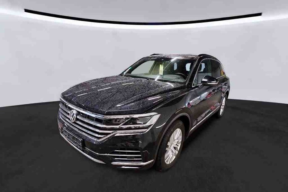 Продам Volkswagen Touareg 3.0TDI TEPLOV 210kW NE MALOVAN 2019 года в Львове