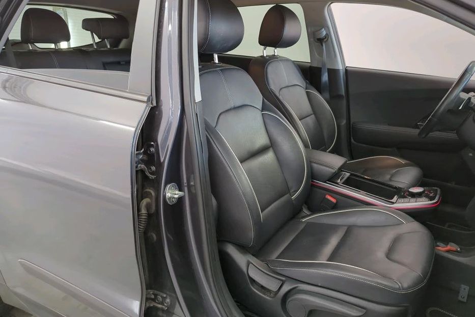 Продам Kia Niro e-Niro 64kWh ExecutiveLine 150 2020 года в Львове