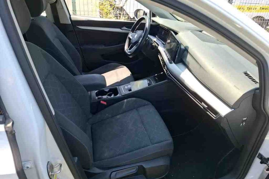 Продам Volkswagen Golf VII Variant Life 2.0TDI NE MALOVAN 2021 года в Львове