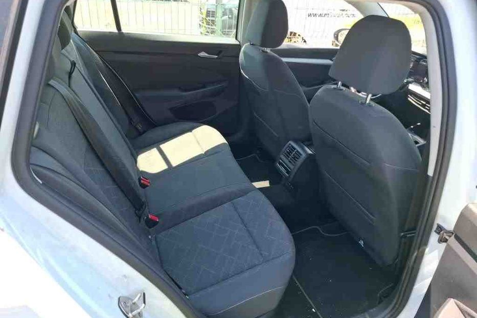 Продам Volkswagen Golf VII Variant Life 2.0TDI NE MALOVAN 2021 года в Львове