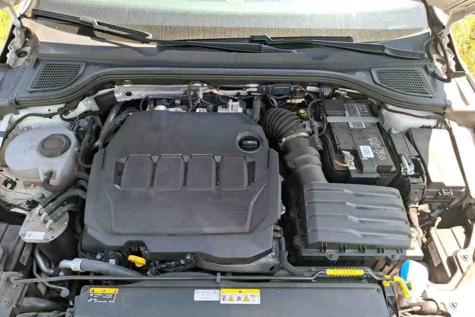 Продам Volkswagen Golf VII Variant Life 2.0TDI NE MALOVAN 2021 года в Львове