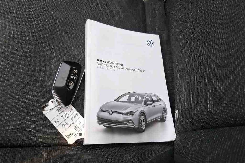 Продам Volkswagen Golf VII Variant Life 2.0TDI NE MALOVAN 2021 года в Львове