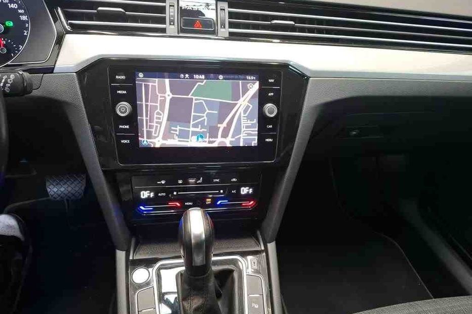 Продам Volkswagen Passat B8  2.0TDI 110kW LED NE MALOVAN  2021 года в Львове