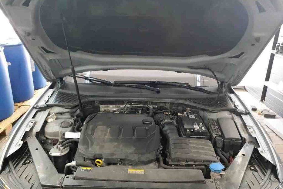 Продам Volkswagen Passat B8 2.0TDI LED NAV KLIM NE MALOVA  2021 года в Львове