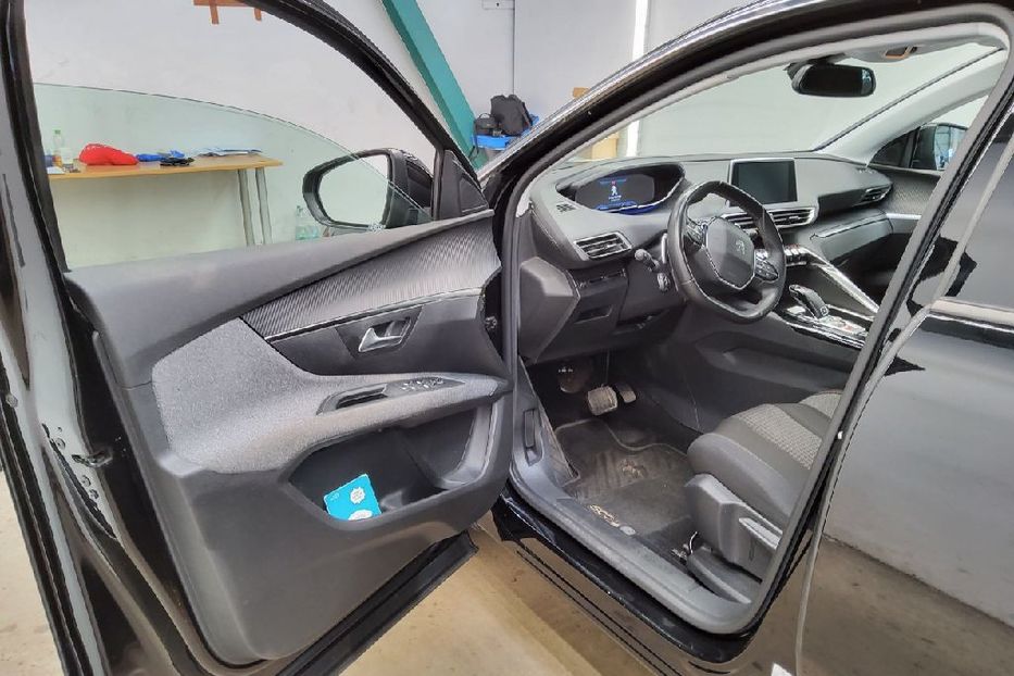 Продам Peugeot 5008 5008Active 1.5HDi 96KW AT8  2020 года в Львове