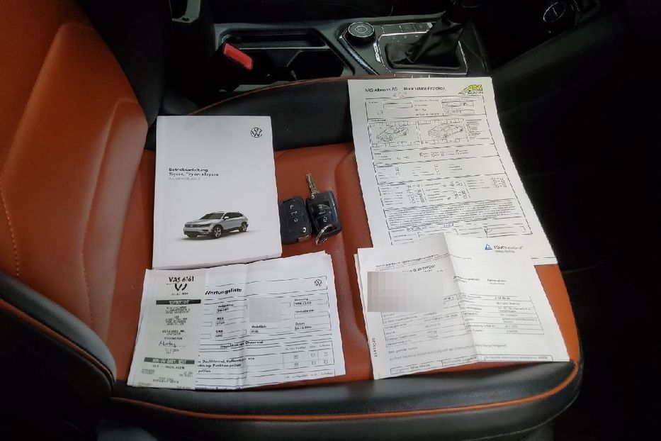 Продам Volkswagen Tiguan Allspace CARAT 4Motion 147KW  2021 года в Львове