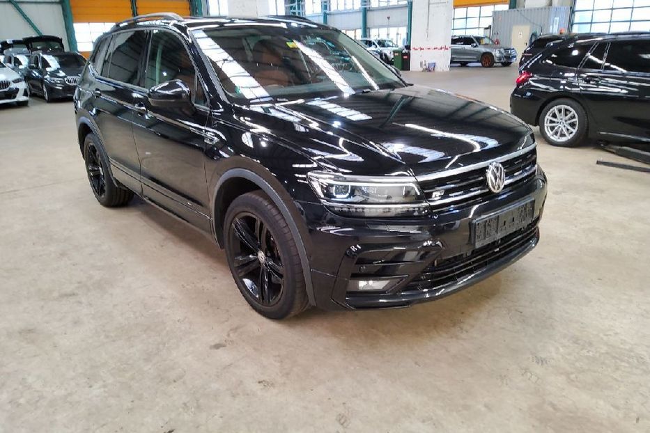 Продам Volkswagen Tiguan Allspace CARAT 4Motion 147KW  2021 года в Львове