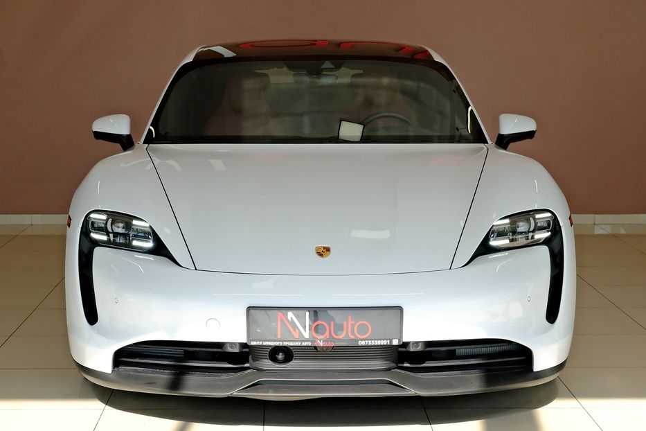 Продам Porsche Taycan 4S 2022 года в Одессе