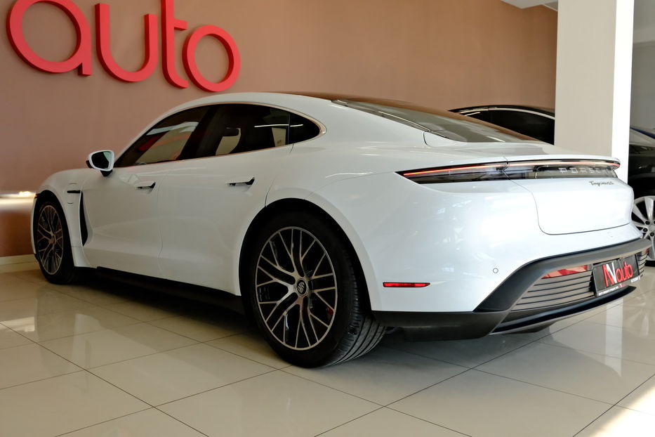Продам Porsche Taycan 4S 2022 года в Одессе