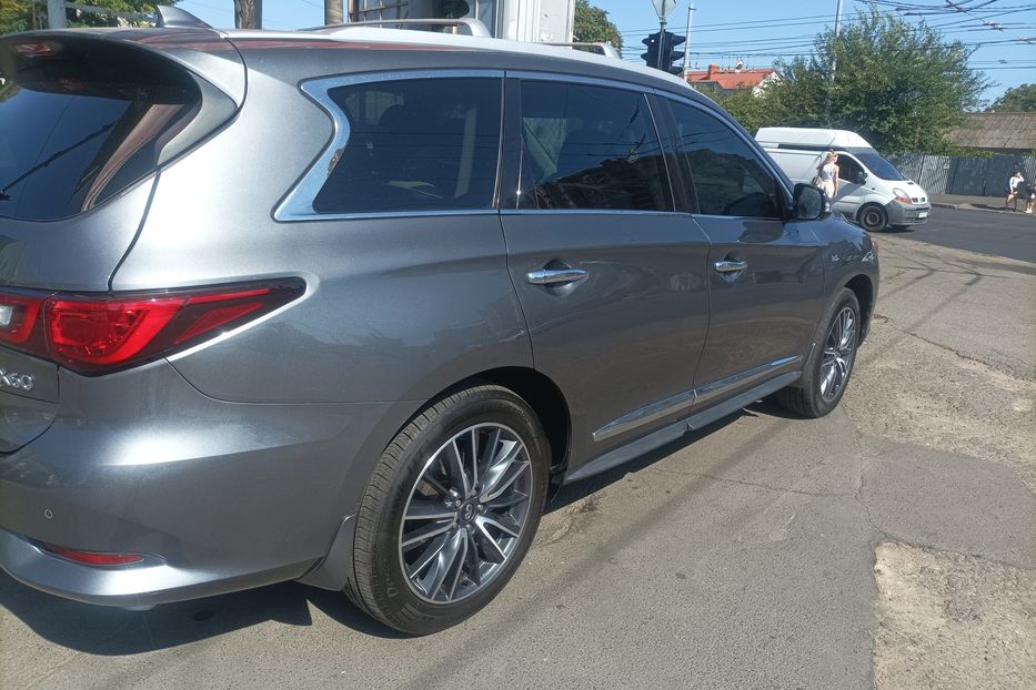 Продам Infiniti QX60 максимал 2021 года в Одессе