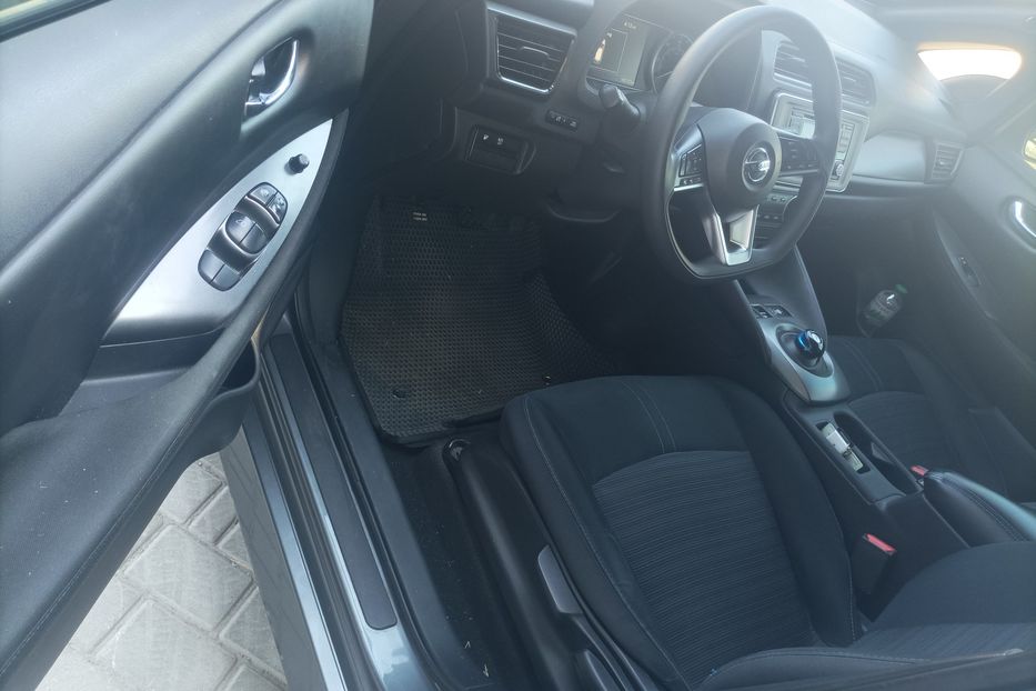 Продам Nissan Leaf 40kwh 2019 года в Одессе