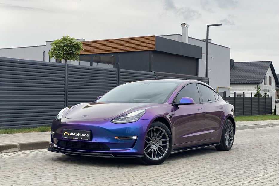 Продам Tesla Model 3 Longe Range 2018 года в Луцке