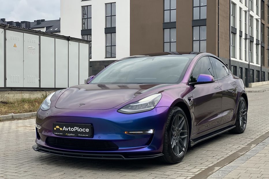 Продам Tesla Model 3 Longe Range 2018 года в Луцке