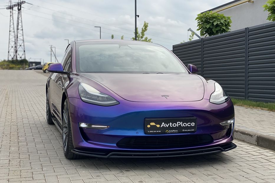 Продам Tesla Model 3 Longe Range 2018 года в Луцке