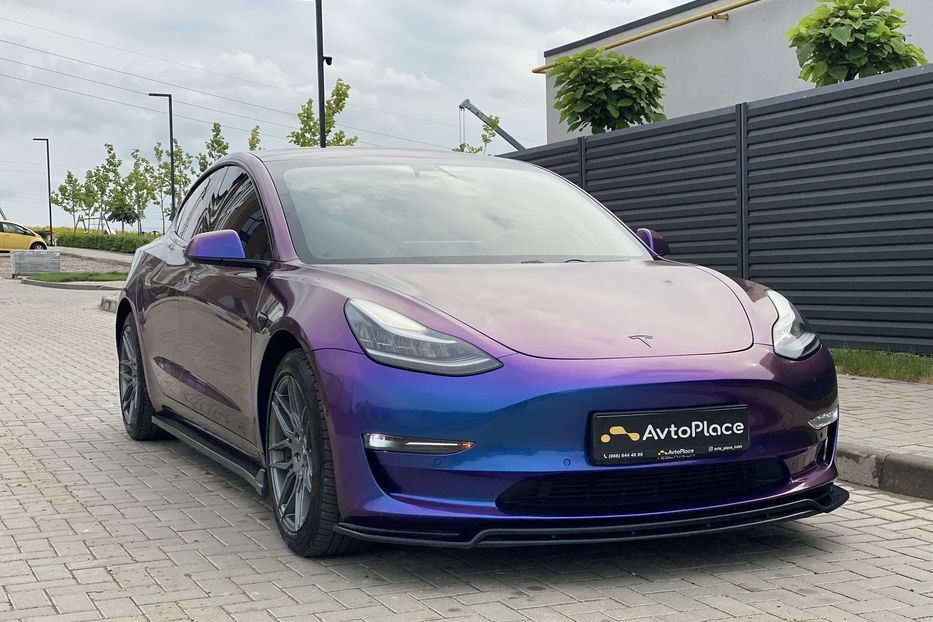 Продам Tesla Model 3 Longe Range 2018 года в Луцке