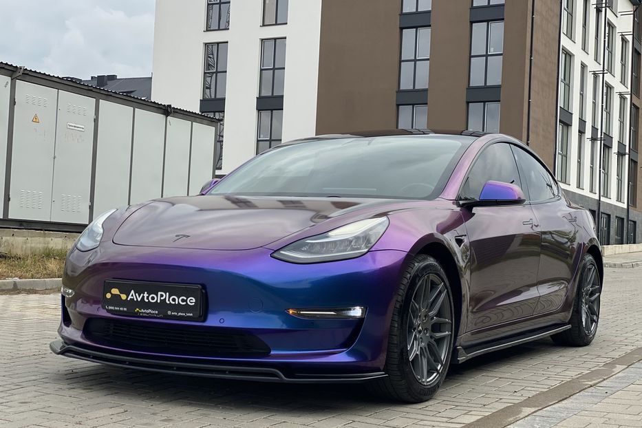 Продам Tesla Model 3 Longe Range 2018 года в Луцке