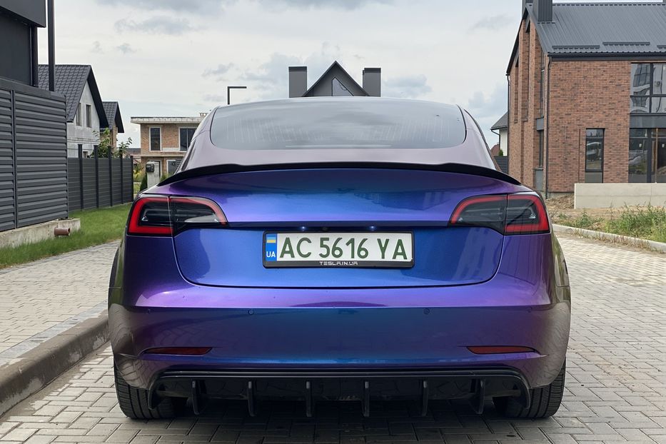 Продам Tesla Model 3 Longe Range 2018 года в Луцке