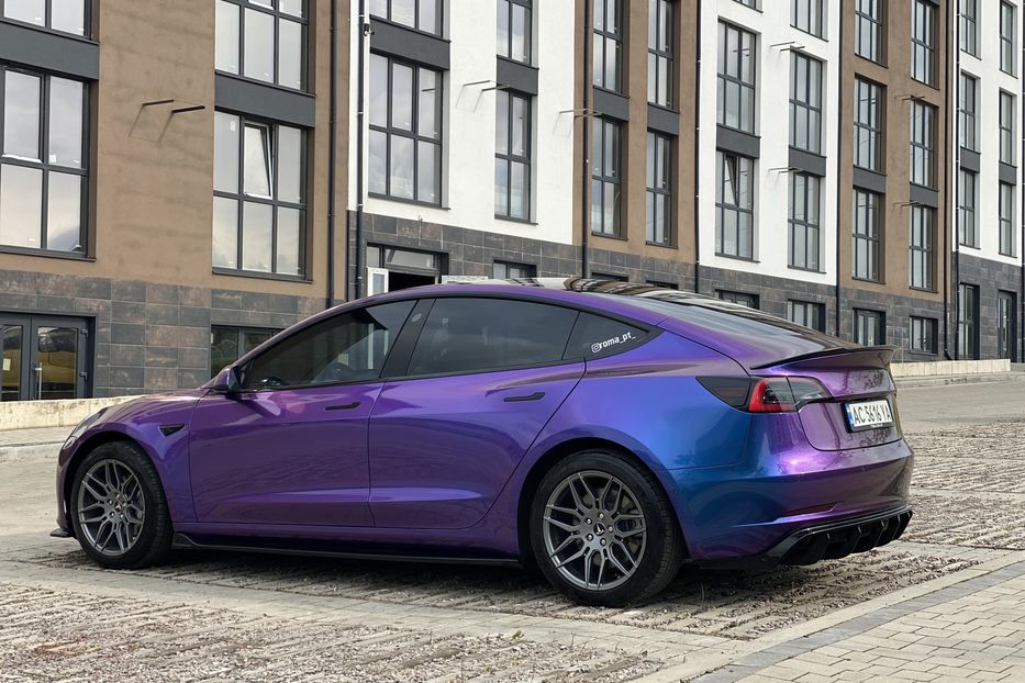 Продам Tesla Model 3 Longe Range 2018 года в Луцке