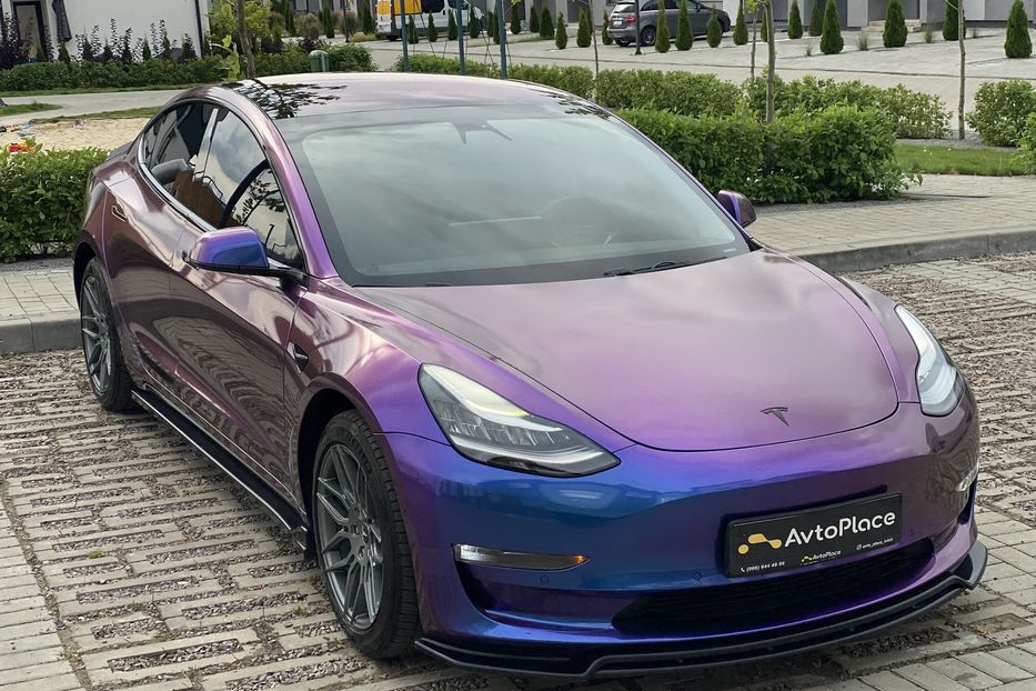 Продам Tesla Model 3 Longe Range 2018 года в Луцке
