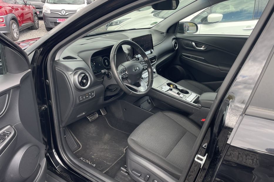 Продам Hyundai Kona 64 kw 2021 года в Львове