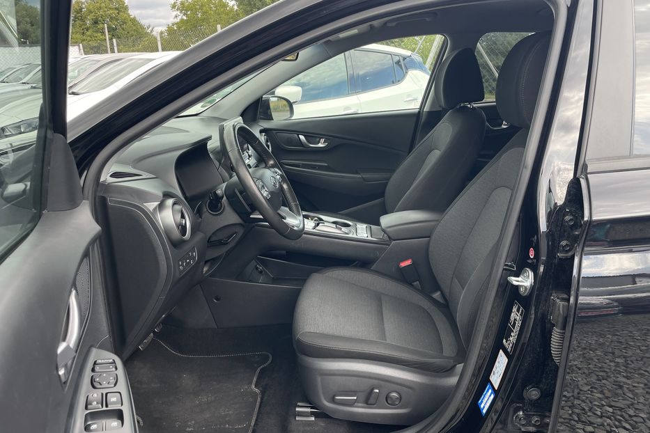 Продам Hyundai Kona 64 kw 2021 года в Львове