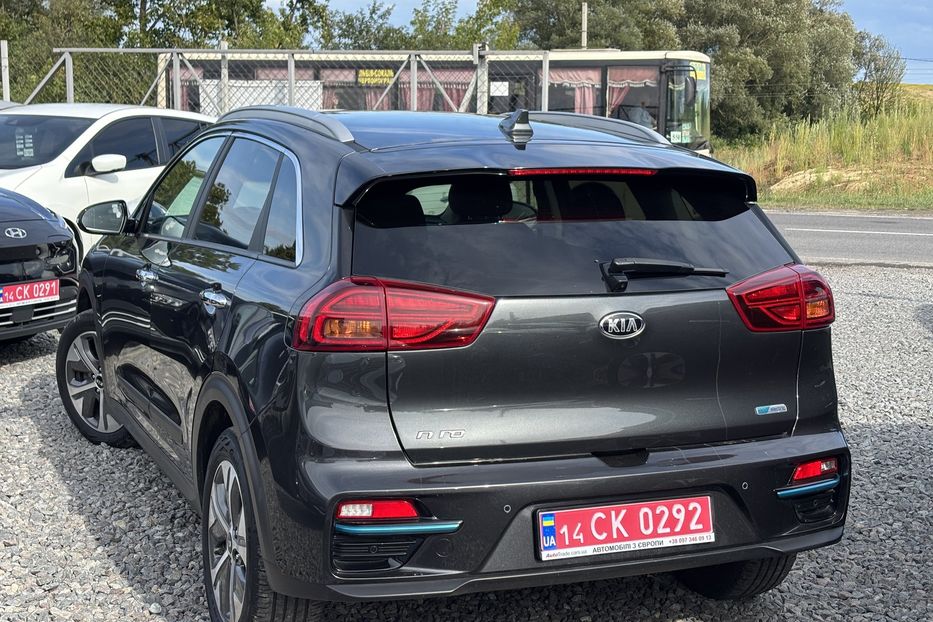 Продам Kia Niro 64квт 2021 года в Львове