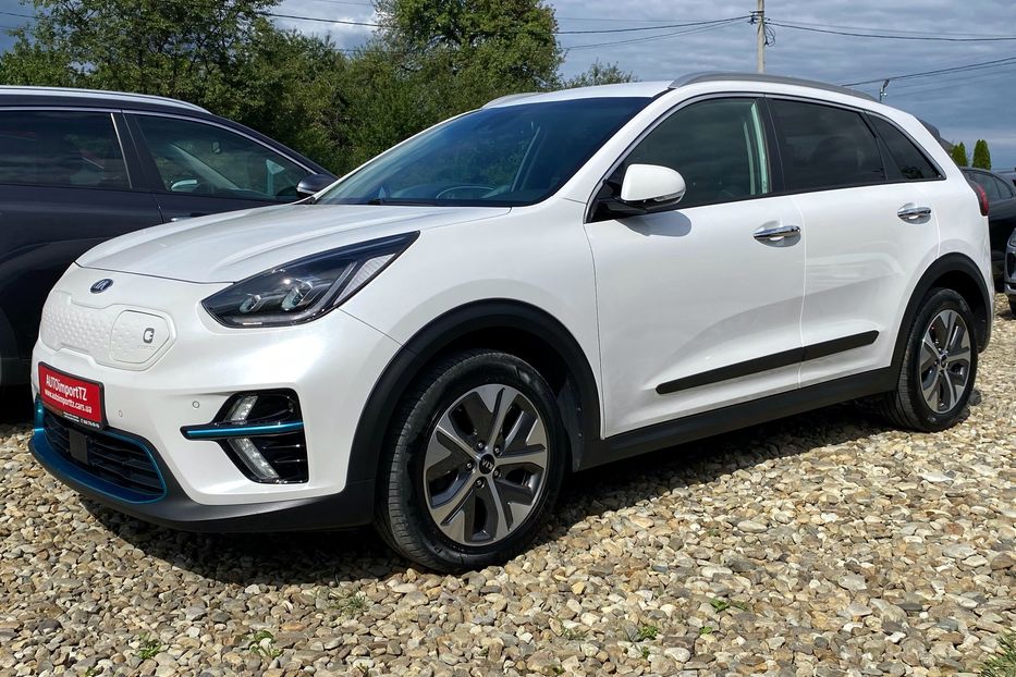 Продам Kia Niro 64кВтТепловийПідгрвсидінькерма 2020 года в Львове