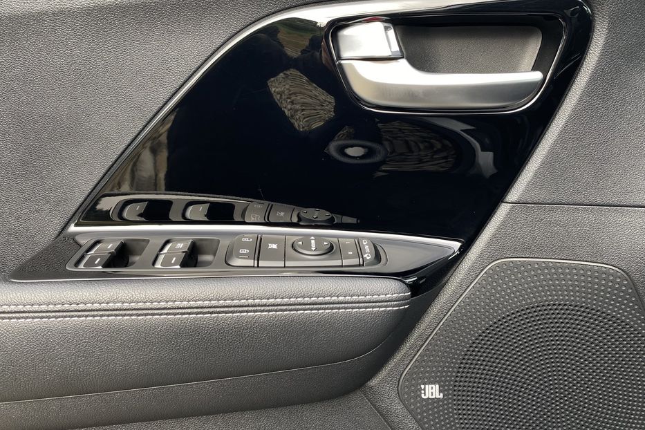 Продам Kia Niro 64кВтТепловийПідгрвсидінькерма 2020 года в Львове