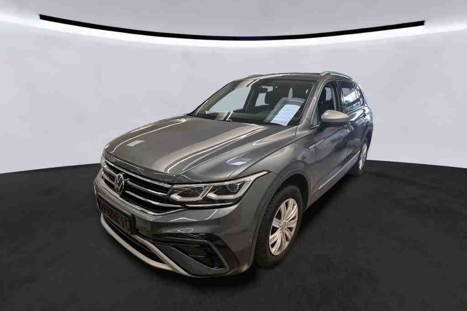 Продам Volkswagen Tiguan Allspace Elegance 147kw v7909 2021 года в Луцке