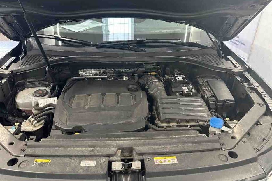 Продам Volkswagen Tiguan Allspace Elegance 147kw v7909 2021 года в Луцке