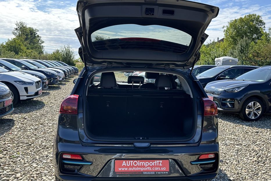 Продам Kia Niro 64 kWh Макс. комплектація Люк. 2021 года в Львове