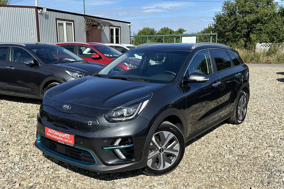 Продам Kia Niro 64 kWh Макс. комплектація Люк. 2021 года в Львове