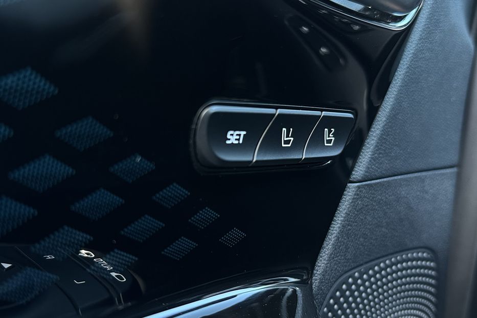 Продам Kia Niro 64 kWh Макс. комплектація Люк. 2021 года в Львове