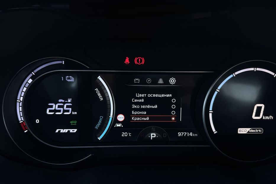 Продам Kia Niro 64 kWh Макс. комплектація Люк. 2021 года в Львове