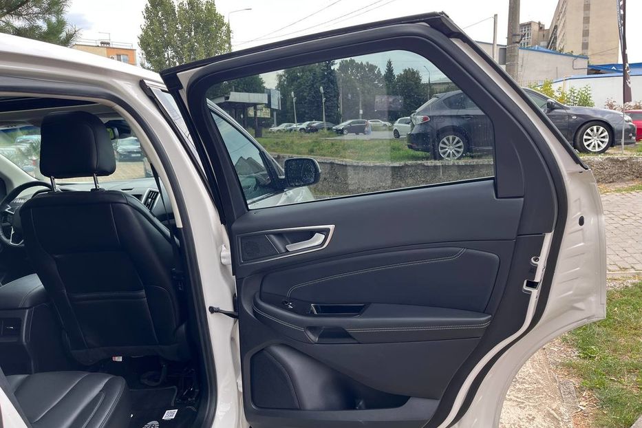 Продам Ford Edge 2019 года в Черновцах