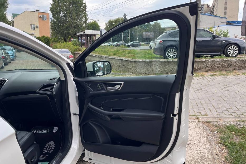 Продам Ford Edge 2019 года в Черновцах