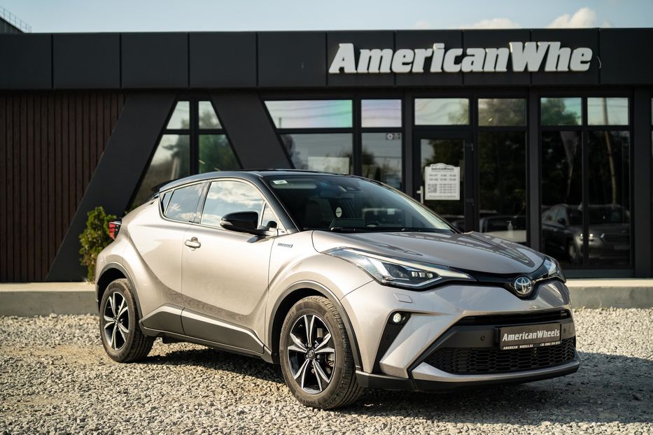 Продам Toyota C-HR Hybrid 2021 года в Черновцах