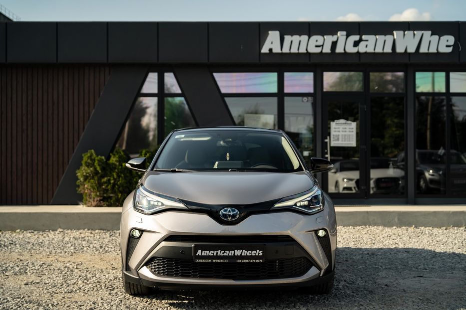 Продам Toyota C-HR Hybrid 2021 года в Черновцах