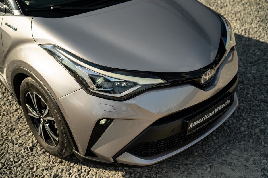 Продам Toyota C-HR Hybrid 2021 года в Черновцах
