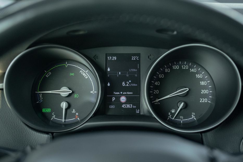 Продам Toyota C-HR Hybrid 2021 года в Черновцах