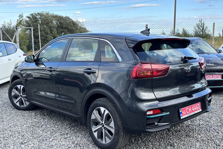Продам Kia Niro 64квт авто у Львові 2021 года в Львове