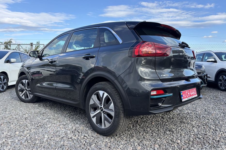 Продам Kia Niro 64квт авто у Львові 2021 года в Львове
