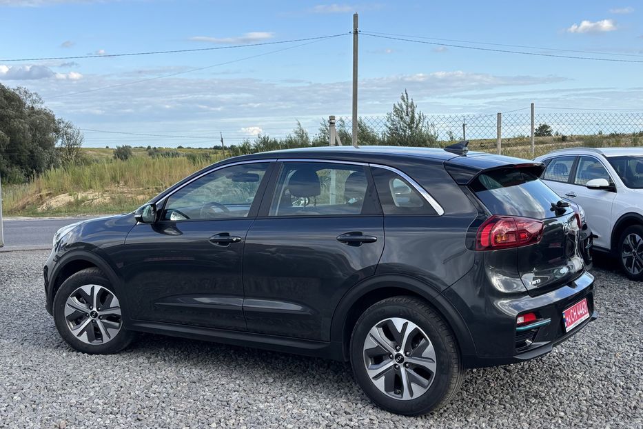 Продам Kia Niro 64квт авто у Львові 2021 года в Львове