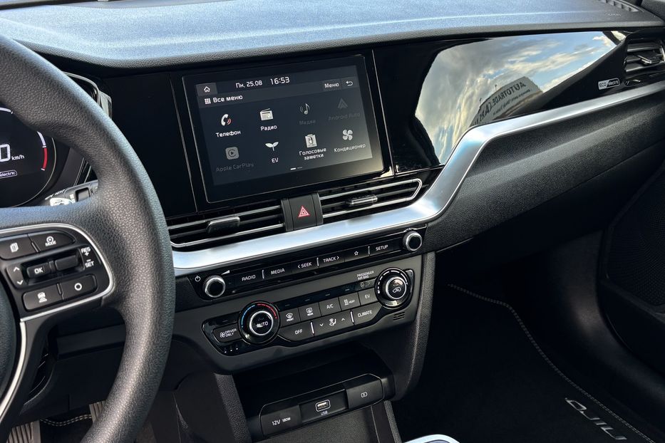 Продам Kia Niro 64квт авто у Львові 2021 года в Львове