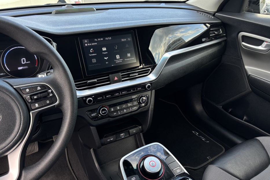 Продам Kia Niro 64квт авто у Львові 2021 года в Львове