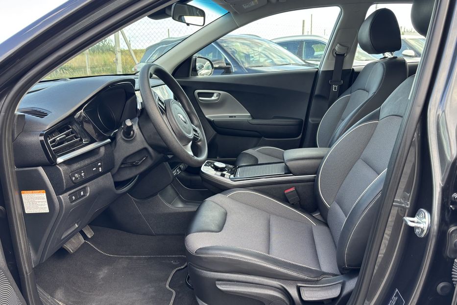 Продам Kia Niro 64квт авто у Львові 2021 года в Львове