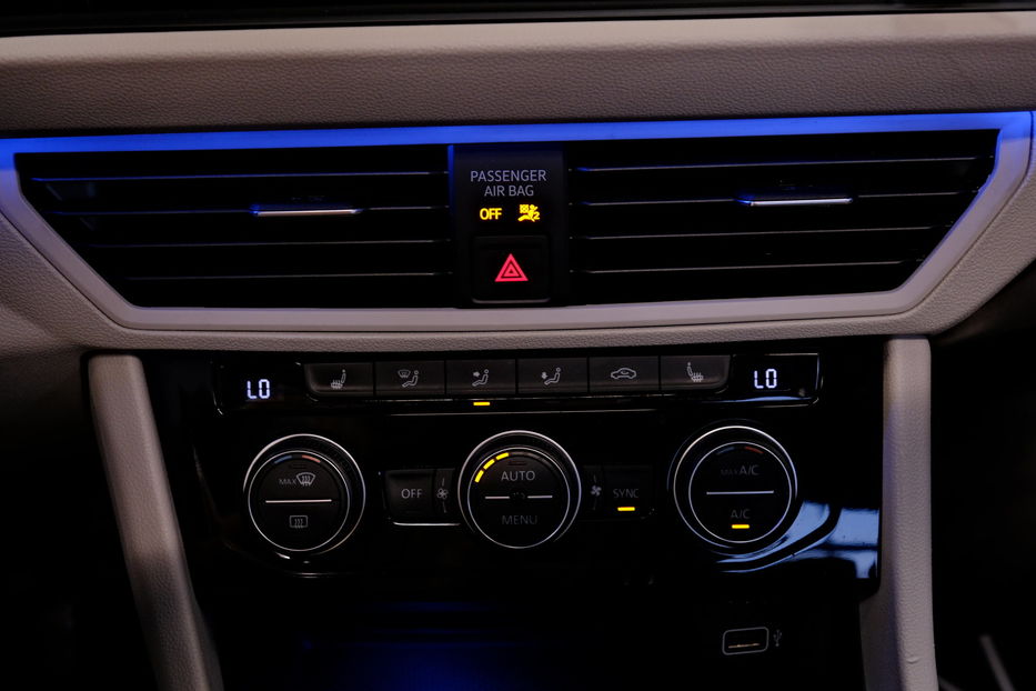Продам Volkswagen Jetta 2019 года в Одессе